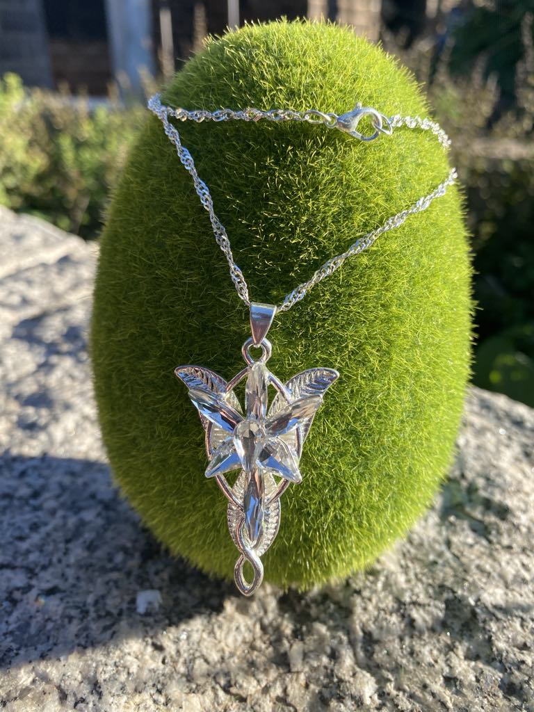 Arwen’s Necklace – Elven Evening Star Pendant (LOTR Inspired)