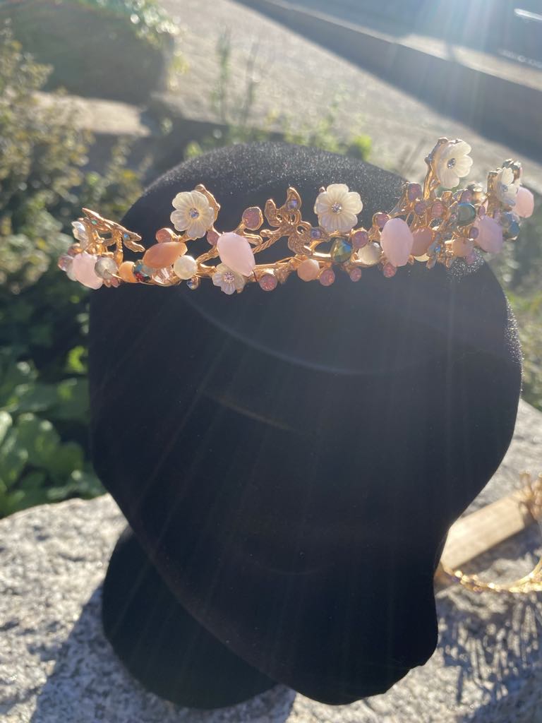 Gold Queen’s Crown with White Flowers and Pink Faux Diamantes – Medieval/Fantasy Costume Accessory