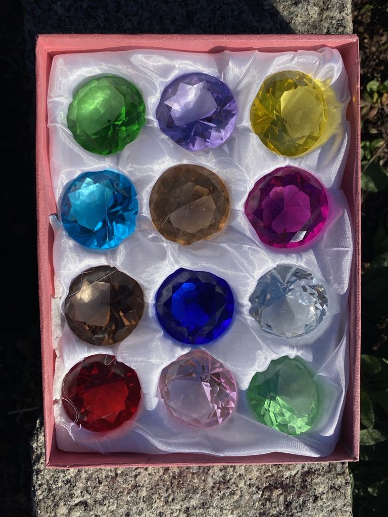 Glass Diamond – 4.5cm Medieval/Fantasy Costume Accessory