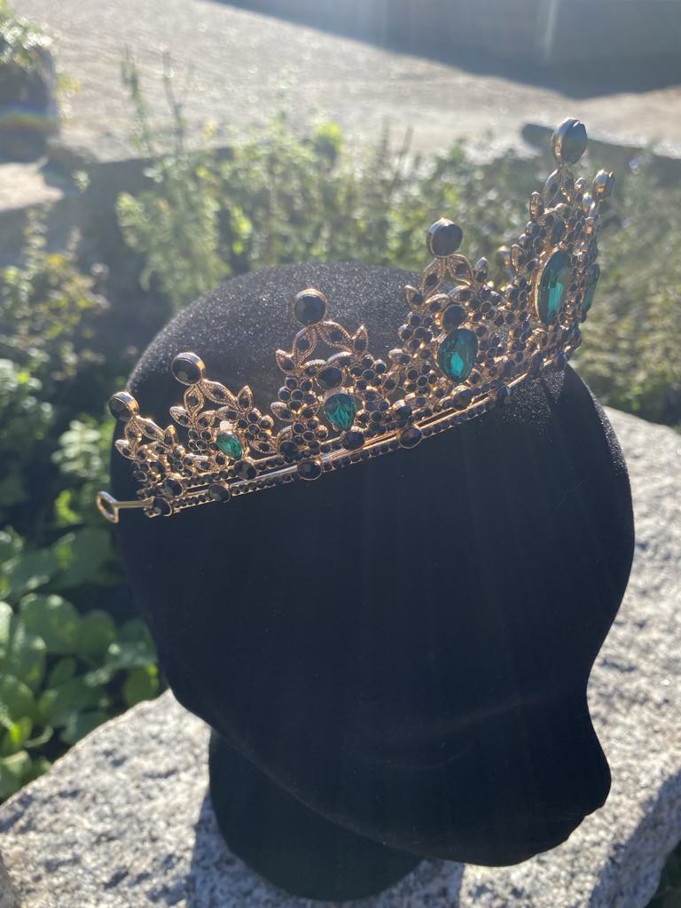 Queen’s Crown with Green Faux Diamantes – Medieval/Fantasy Costume Accessory