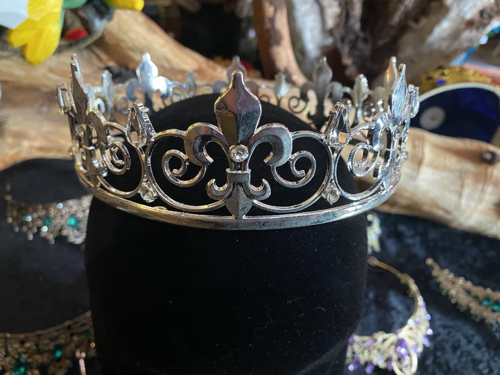 King’s Circlet Crown with Faux Diamonds – Gold or Silver