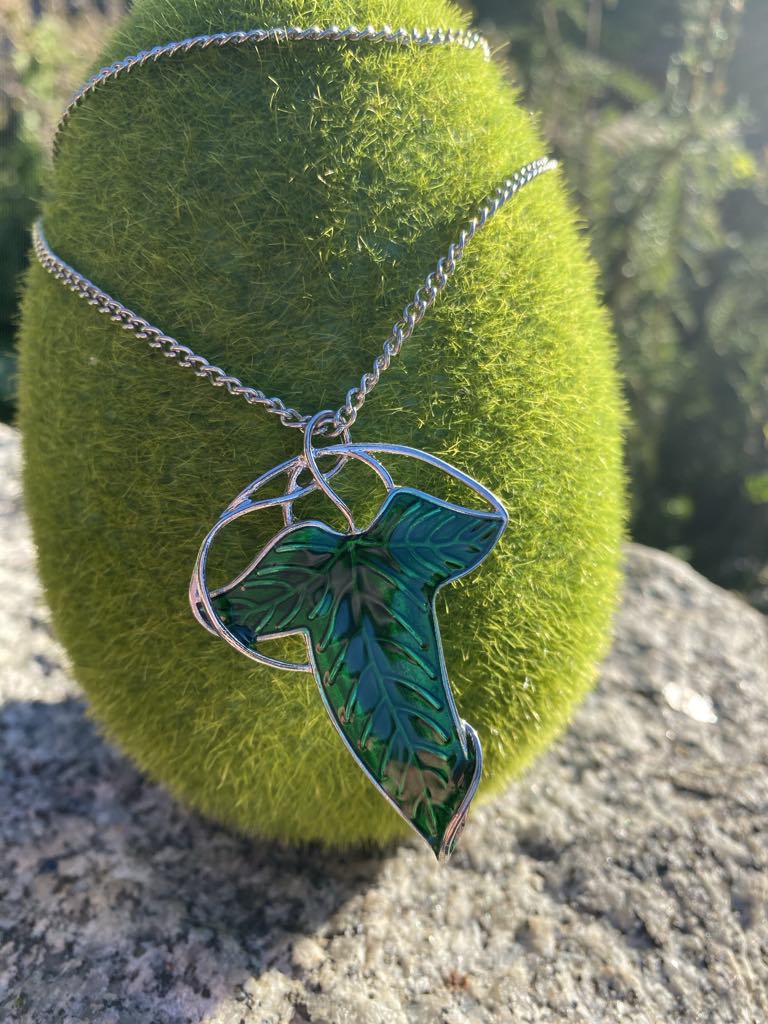 Leaf of Lórien – Elven Brooch & Necklace