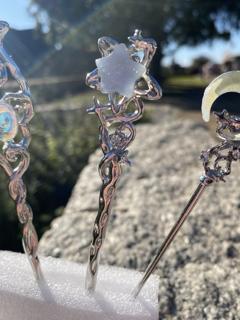 Hair Accessory or Bookmark – Vibrant Colours, Sturdy Metal Fantasy Design