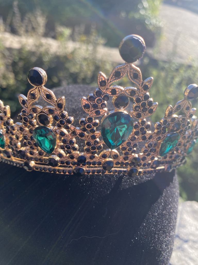 Queen’s Crown with Green Faux Diamantes – Medieval/Fantasy Costume Accessory