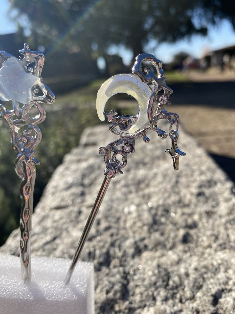 Hair Accessory or Bookmark – Vibrant Colours, Sturdy Metal Fantasy Design