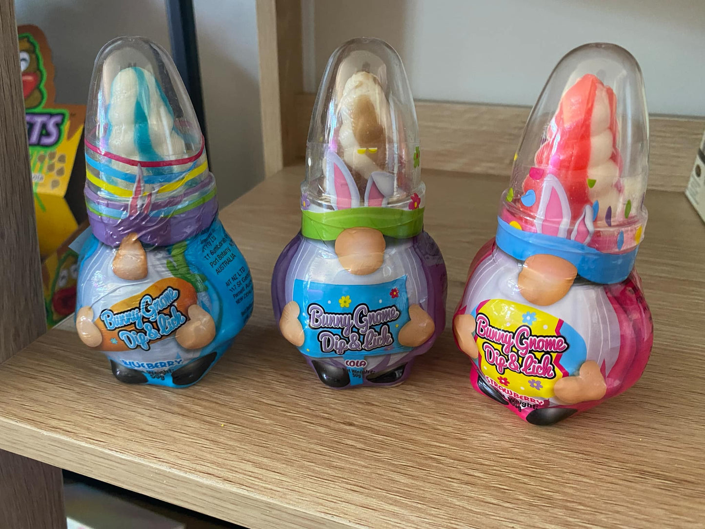 Bunny Gnome Dip n lick