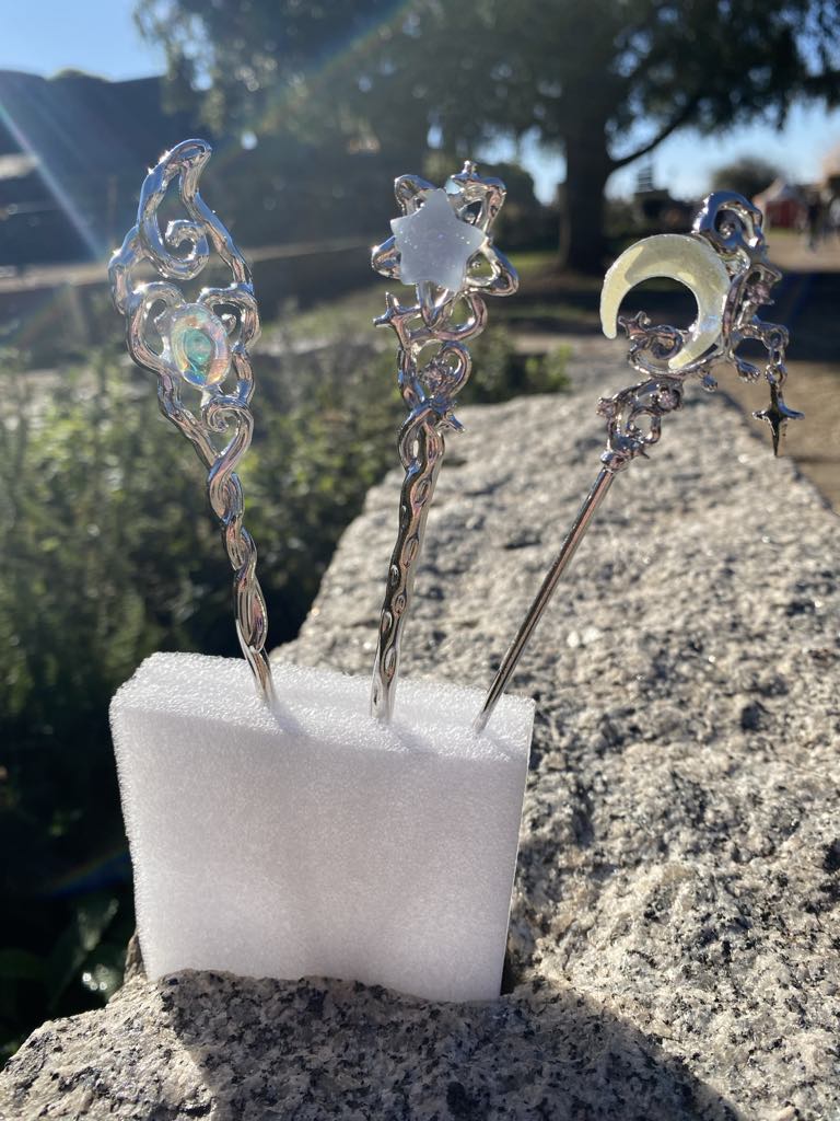 Hair Accessory or Bookmark – Vibrant Colours, Sturdy Metal Fantasy Design