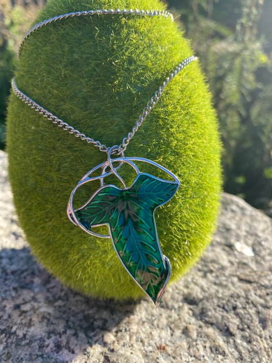 Leaf of Lórien – Elven Brooch & Necklace