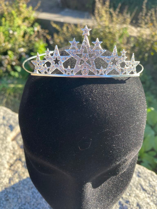 D. Silver Princess Tiara with White Faux Diamantes – Medieval/Fantasy Costume Accessory